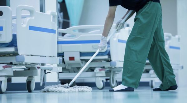 medical cleaning 600x330 1
